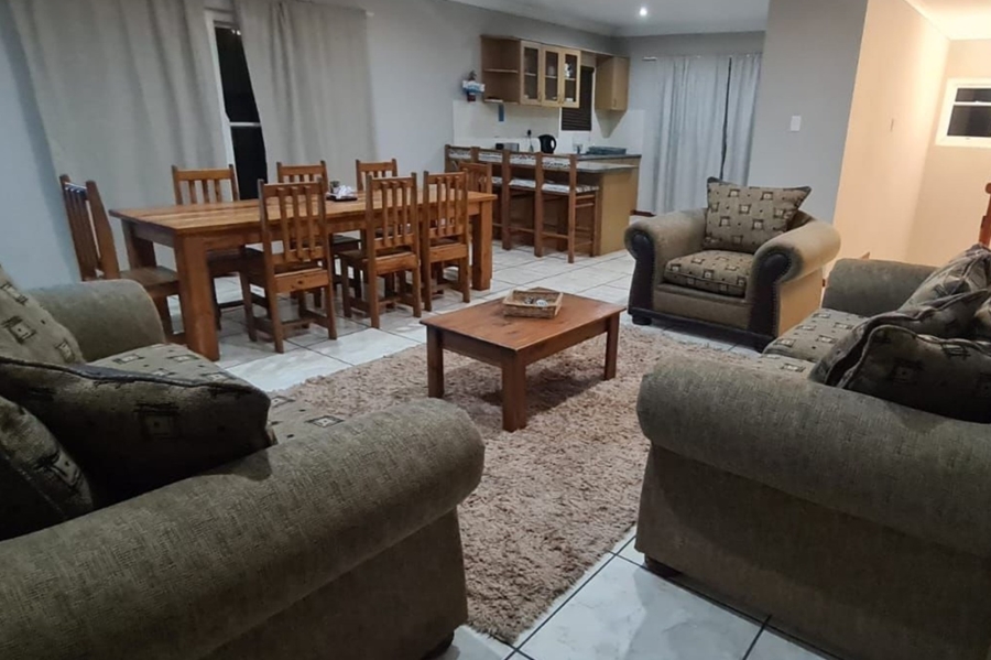 To Let 5 Bedroom Property for Rent in Apollo Ridge Western Cape